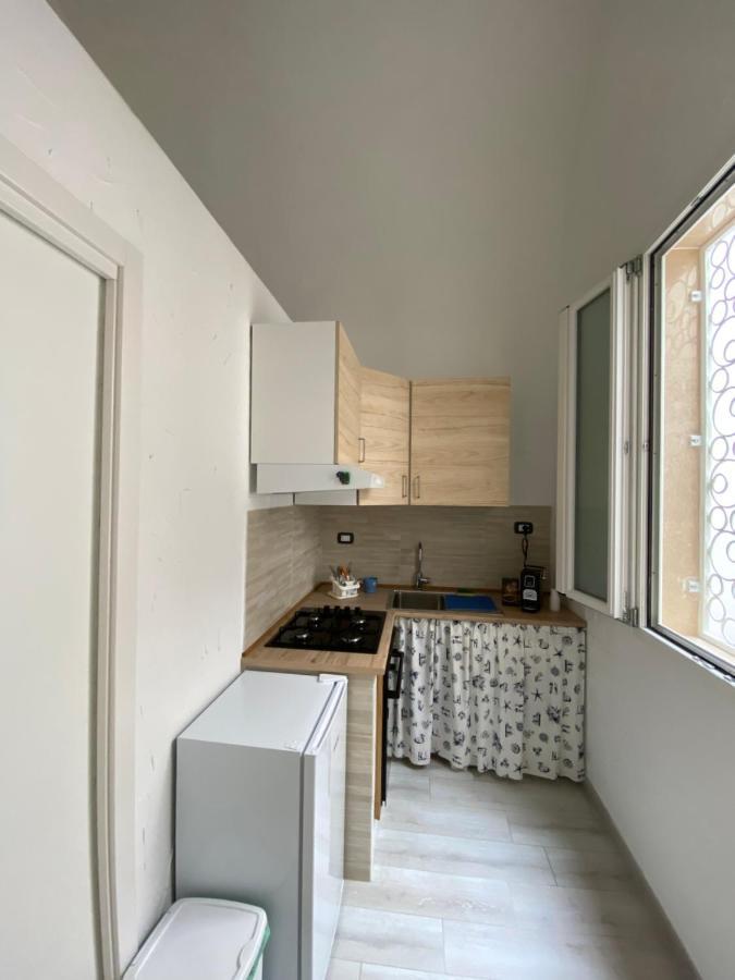Little Dreams Apartment Трани Экстерьер фото