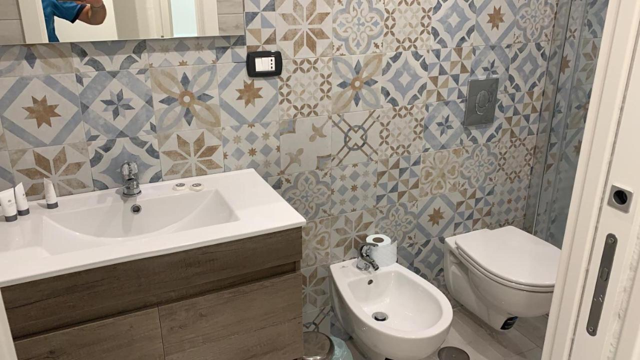 Little Dreams Apartment Трани Экстерьер фото