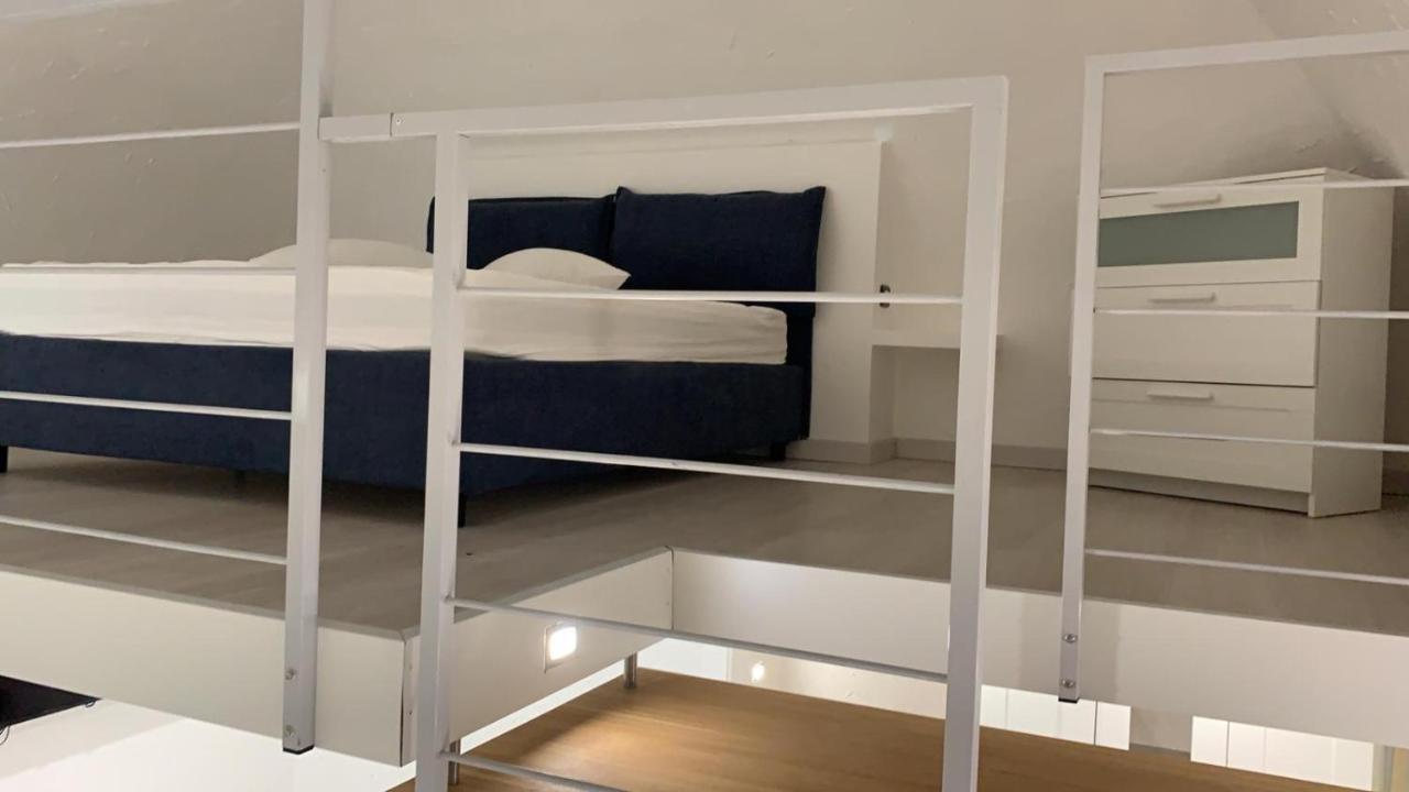 Little Dreams Apartment Трани Экстерьер фото