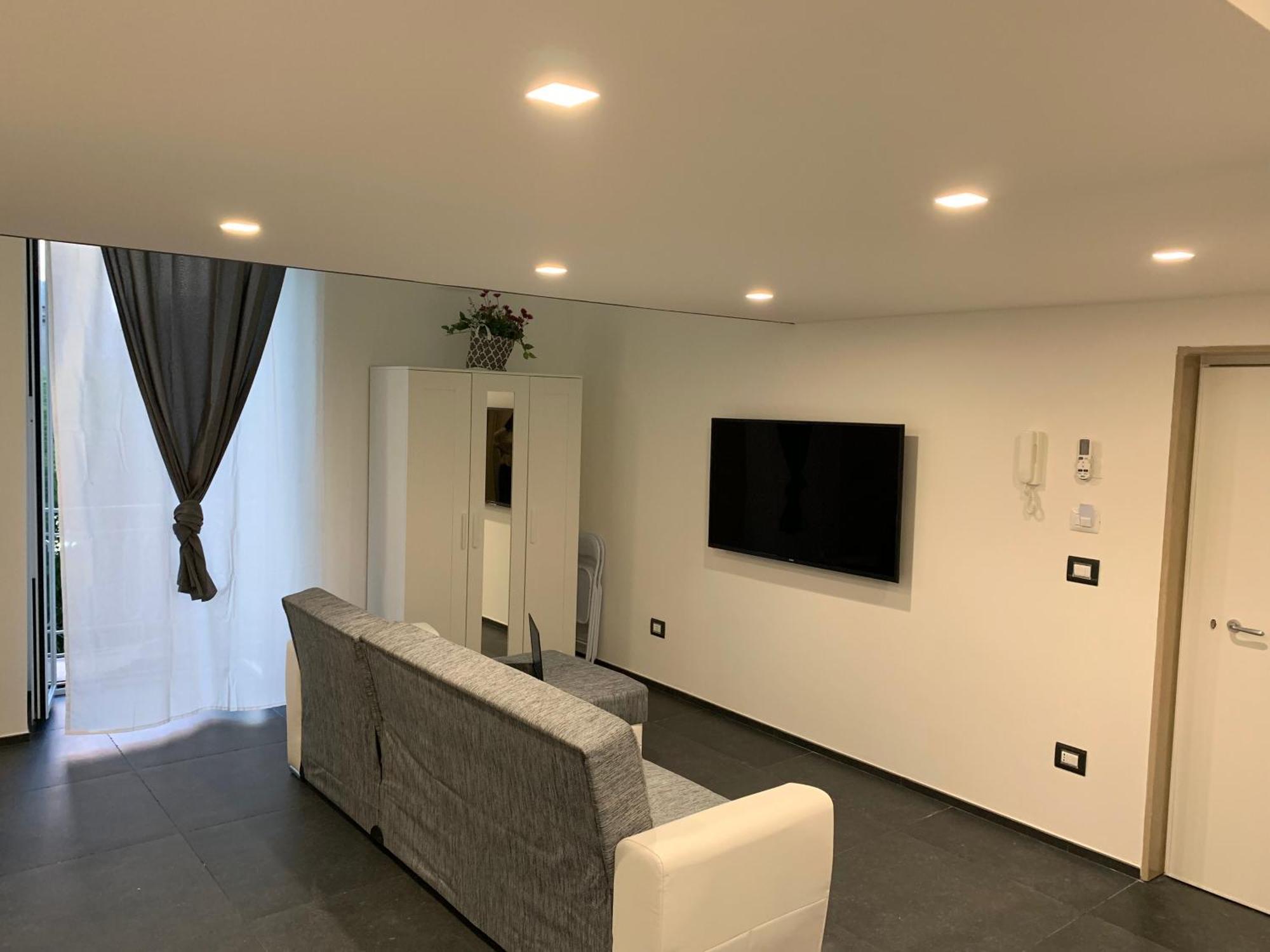 Little Dreams Apartment Трани Экстерьер фото