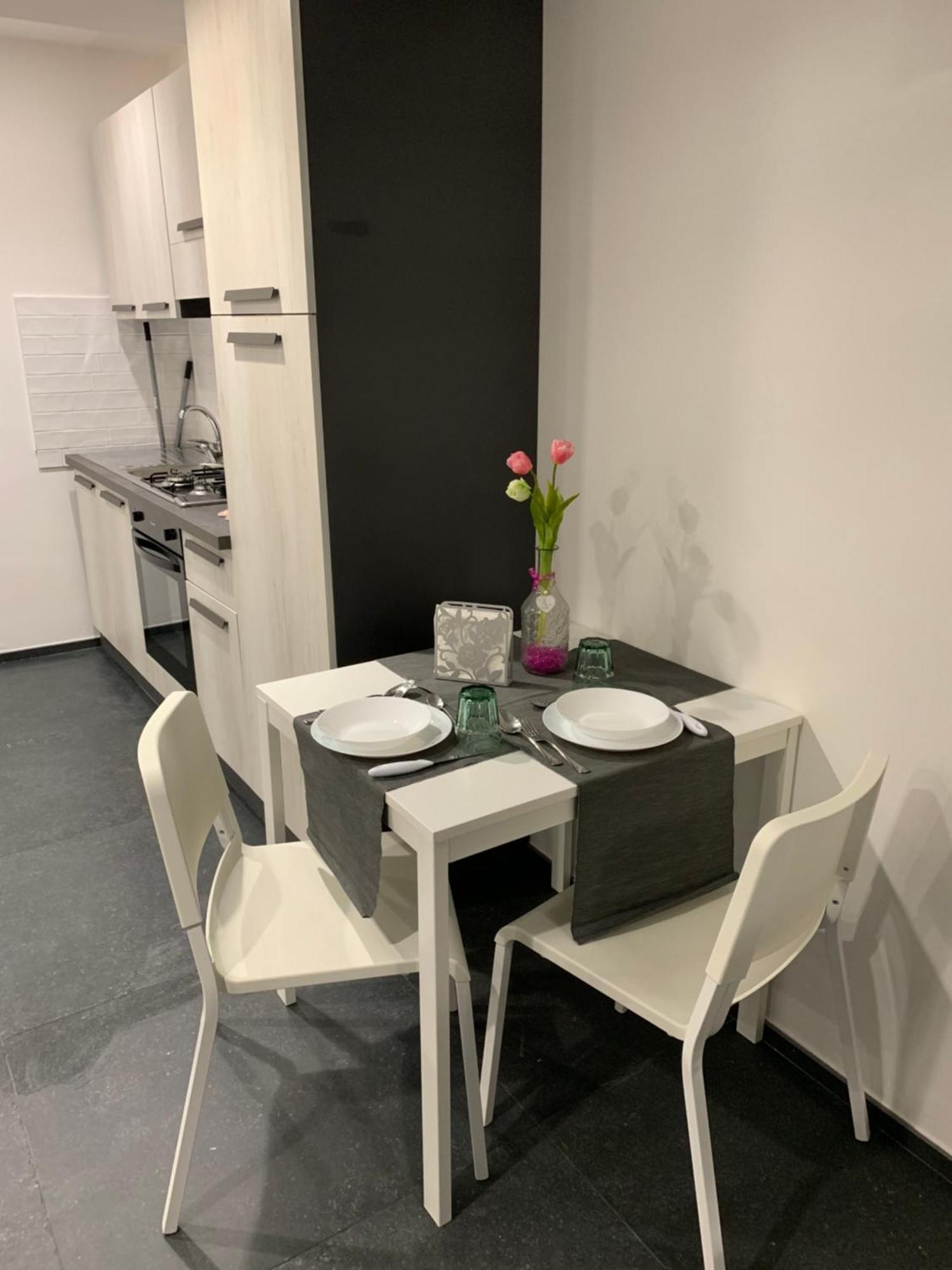 Little Dreams Apartment Трани Экстерьер фото