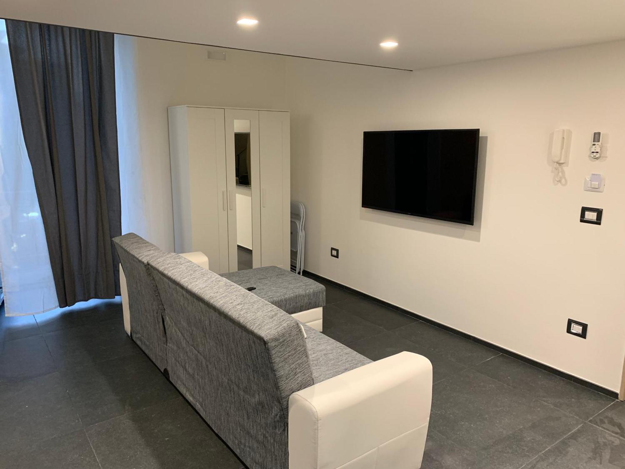 Little Dreams Apartment Трани Экстерьер фото